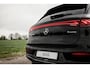 Mercedes-Benz EQS SUV 450 4MATIC 108 kWh AMG Line | Nieuwprijs € 150.752 | Premium Plus Pakket | Panoramaschuifdak | Akoestiekcomfortpakket | Massagestoelen | Trekhaak | Softclose | Verwarmde Voorruit |