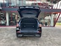 Mercedes-Benz B-klasse 180 AMG Line | Pano | ACC | Sfeerverlichting | Stoelverwarming |