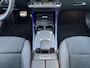 Mercedes-Benz B-klasse 180 AMG Line | Pano | ACC | Sfeerverlichting | Stoelverwarming |