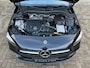Mercedes-Benz B-klasse 180 AMG Line | Pano | ACC | Sfeerverlichting | Stoelverwarming |