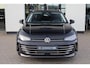 Volkswagen Passat Variant 1.5 eHybrid DSG Business Hybride trekhaak head up! winterpakket stoel en stuurwiel verwarming ergo stoelen met leder alcantara privacy glas navigatie geactiveerd camera dodehoeksensor 17" LMV met 4 seizoenenbanden