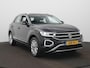 Volkswagen T-Roc 1.5 TSI Style Automaat - LED - Camera - ACC - Stoelverwarming - Apple Carplay/Android Auto