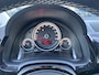 Volkswagen Up! 1.0 cross up! BlueMotion Cruise Control , Stoelverwarming,Navigatie