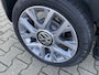 Volkswagen Up! 1.0 cross up! BlueMotion Cruise Control , Stoelverwarming,Navigatie