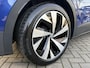 Volkswagen ID.4 First 77 kWh -SOH 92%-ADAP. CRUISE-STOELVERWARMING-STUURWIELVERWARMING-VOORVERWARMING-TREKHAAK-LED-ETC.