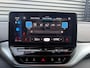 Volkswagen ID.4 First 77 kWh -SOH 92%-ADAP. CRUISE-STOELVERWARMING-STUURWIELVERWARMING-VOORVERWARMING-TREKHAAK-LED-ETC.