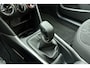 Peugeot 2008 PureTech 110 pk | Zeer lage km-stand! | Navigatie | Apple Carplay/Android Auto | Airco | Cruise Control | Parkeersensoren | Metallic lak