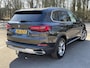BMW X5 xDrive45e High Executive 19''/Trekhaak/Harman Kardon/Keyless/Head-up/Adaptieve cruise/Dodehoek/Stuur + stoelverwarming v+a/Luchtvering/Leder + memory