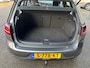 Volkswagen Golf 1.4 TSI ACT Connected Series R Line binnen / buiten met Panodak !