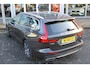 Volvo V60 B3 Automaat Inscription | Adapt. Cruise | Verw. Voorstoelen | Camera | 18" LMV | DAB | Keyless |