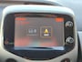 Toyota Aygo 1.0 VVT-i X-PLAY AUTOMAAT NAVI CAMERA AIRCO BLUETOOTH EL-RAMEN/SPIEGELS LAGE KM! NL-AUTO