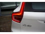 Volvo XC40 2.0 B4 Plus Dark | Adaptieve Cruise + Pilot Assist | Elek. Trekhaak | Stoel & Stuurverwarming | Elek. Stoelen + Geheugen | Parkeer Camera | Elek. Achterklep | Google | Keyless Entry