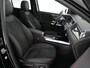 Mercedes-Benz GLA 200 AMG Line |dealer onderhouden|panoramadak|carbon interieur|Apple Carplay|trekhaak|stoelverwarming|parkeercamera|sfeerverlichting|19"|