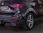 Mercedes-Benz GLA 200 AMG Line |dealer onderhouden|panoramadak|carbon interieur|Apple Carplay|trekhaak|stoelverwarming|parkeercamera|sfeerverlichting|19"|