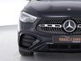 Mercedes-Benz GLA 200 AMG Line |dealer onderhouden|panoramadak|carbon interieur|Apple Carplay|trekhaak|stoelverwarming|parkeercamera|sfeerverlichting|19"|