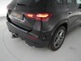 Mercedes-Benz GLA 200 AMG Line |dealer onderhouden|panoramadak|carbon interieur|Apple Carplay|trekhaak|stoelverwarming|parkeercamera|sfeerverlichting|19"|