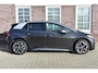 Volkswagen ID.3 First Plus 58 kWh Wij zijn op afspraak geopend! Graag bellen voor uw komst.