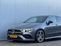 Mercedes-Benz CLA 200 AMG AMBIANCE VERLICHTING STOELVERWARMING NAP EERSTE EIGENAAR