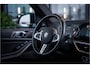 BMW X7 M60i xDrive - Panorama | Kuipstoelen | H&K | Exclusive Pakket | Elek Trekhaak