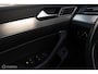 Volkswagen Passat Variant 2.0 TDI Highline 190 pk R-line camera