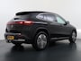 Mercedes-Benz EQA 250+ Business Line Limited 71 kWh Accu | Panorama - Schuifdak | Trekhaak Wegklapbaar | Distronic Cruise Control | Sfeerverlichting | Dodehoekassistent | Smartphone Integratie