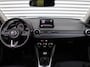Mazda 2 1.5 Skyactiv-G Luxury | Stuur-/stoelverwarming | Camera | Clima | Dodehoek detectie | 16" LM | HUD | LED | Navi | Cruise | Carplay |