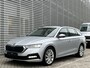 Skoda Octavia Combi 1.4 TSI iV PHEV 204PK Ambition / Parkeersensoren V+A / 18" LMV / App-Connect / LED / Draadloze Oplader / Adaptive Cruise Control