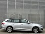 Skoda Octavia Combi 1.4 TSI iV PHEV 204PK Ambition / Parkeersensoren V+A / 18" LMV / App-Connect / LED / Draadloze Oplader / Adaptive Cruise Control