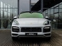 Porsche Cayenne Coupé 3.0 E-Hybrid | SPORTDESIGN | SPORTCHRONO | 22 INCH 911 TURBO DESIGN | BOSE | PANORAMADAK | PASM LUCHTVERING | PDLS + | 360 CAMERA | SPORTUITLAATSYSTEEM | KRIJTGRIJS | ADAPTIVE CRUISE CONTROL | KERAMISCHE REMMEN |