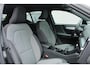 Volvo XC40 T5 Automaat Plug-in hybrid Plus Dark | Premium Audio by Harman Kardon | Interieur Voorverwarming | Power Seats | Parkeer Camera | Park Assist Voor & Achter | Semi Elektrische Trekhaak |