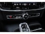 Volvo V90 T6 Automaat AWD Inscription Exclusive | Panoramisch schuif-/kantel dak | Verwarmbare  | Premium Audio by Harman Kardon | Verwarmbare voorstoelen en stuurwiel | Massagefunctie in de voerstoelen | Rondom zichtcamera | Geïntegreerde stoelverhogers | Verwarmbare voorruit | Alarmklasse 3