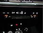 Audi Q4 e-tron 45 quattro S Edition 82 kWh Trekhaak Panoramadak Navigatie Camera Stoelverwarming 48