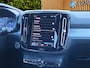 Volvo XC40 2.0 B4 Plus Dark | Trekhaak | Camera | Stuur/stoelverwarming | Harman/Kardon