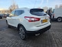 Nissan Qashqai 1.2 Tekna + | Met o.a. stoelverwarming, 360° camera, navigatie, elektrische stoelbediening en climate control!