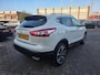 Nissan Qashqai 1.2 Tekna + | Met o.a. stoelverwarming, 360° camera, navigatie, elektrische stoelbediening en climate control!