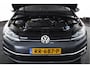 Volkswagen Golf 1.5 TSI 130 PK Comfortline Business | Adapt. Cruise | Stoelverw. | PDC | NAV + App. Connect | ECC | Trekhaak | DAB | LM 17" |