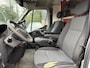 Renault Master T35 2.3 dCi L2H2 DC NAVI Airco camera . 5 en 6 versnelling licht hoor baar .