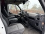 Renault Master T35 2.3 dCi L2H2 DC NAVI Airco camera . 5 en 6 versnelling licht hoor baar .