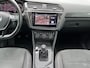 Volkswagen Tiguan 1.4 TSI Highline Business R Pano|Virtual|360|H.U.D.|Trekhaak