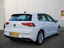Volkswagen Golf 1.0 eTSI Life Bns IQ Light | Stoel&Stuur verwarm.| CarPlay | ACC