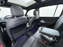 Mercedes-Benz GLB 200 Luxury Business Solution | Panorama - Schuifdak | Trekhaak Wegklapbaar | Keyless Entry | Achteruitrij Camera | Memory Seats | Sfeerverlichting | Multibeam LED Koplampen |