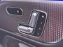 Mercedes-Benz GLB 200 Luxury Business Solution | Panorama - Schuifdak | Trekhaak Wegklapbaar | Keyless Entry | Achteruitrij Camera | Memory Seats | Sfeerverlichting | Multibeam LED Koplampen |