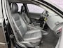 Volvo V50 2.0 R-Design |17 "R-design Velgen | Leder | bestuurders stoel met memory functie | schuif/ kantel dak | trekhaak | verwarmde voorstoelen | Climate control |