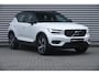 Volvo XC40 2.0 T4 R-Design | Pano | Trekhaak | Memory | H&K | Camera | ACC |