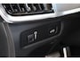 Volvo V90 T4 190PK Business Sport | Panoramadak | HK Audio | Trekhaak | 19'' LM | Geheugen | HUD