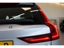 Volvo V90 T4 190PK Business Sport | Panoramadak | HK Audio | Trekhaak | 19'' LM | Geheugen | HUD