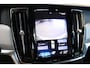 Volvo V90 T4 190PK Business Sport | Panoramadak | HK Audio | Trekhaak | 19'' LM | Geheugen | HUD