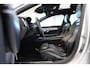 Volvo V90 T4 190PK Business Sport | Panoramadak | HK Audio | Trekhaak | 19'' LM | Geheugen | HUD