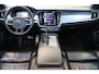 Volvo V90 T4 190PK Business Sport | Panoramadak | HK Audio | Trekhaak | 19'' LM | Geheugen | HUD