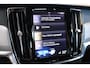 Volvo V90 T4 190PK Business Sport | Panoramadak | HK Audio | Trekhaak | 19'' LM | Geheugen | HUD